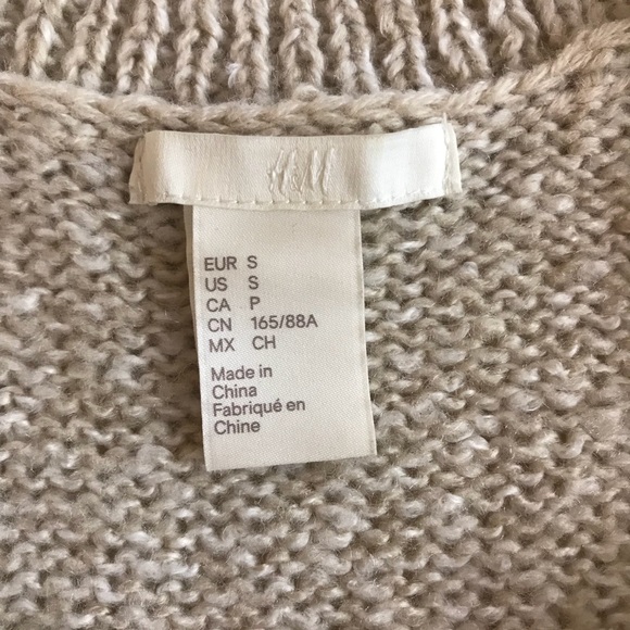 H&M Fringe Vest - Picture 3 of 4